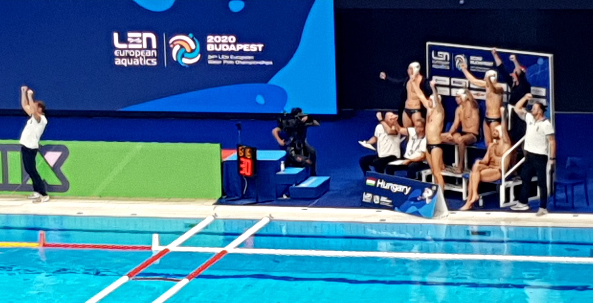 83171311_2568304770125087_4473439585333936128_o London Water Polo Club